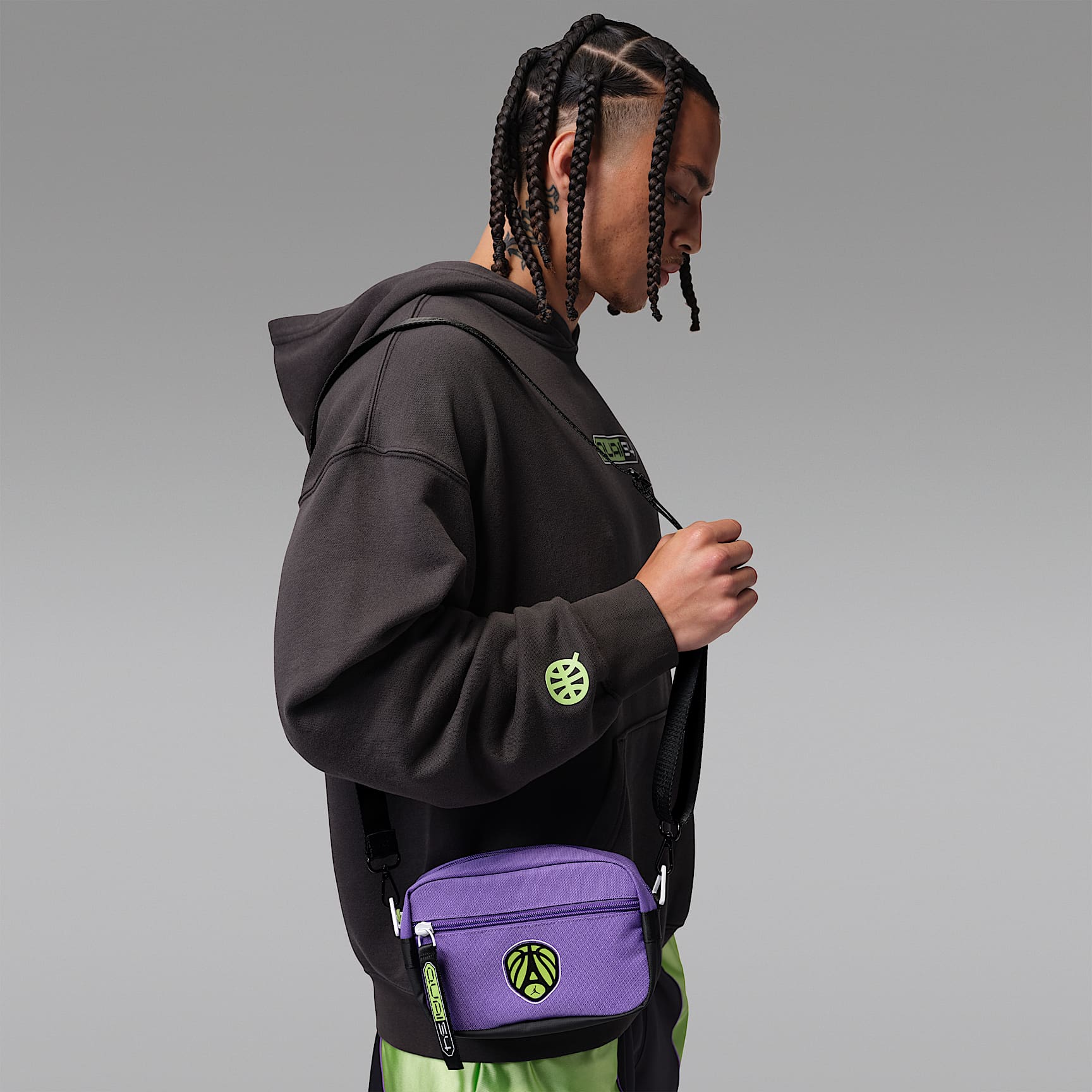 Jordan Quai 54 Camera Bag (1.6L). Nike LU